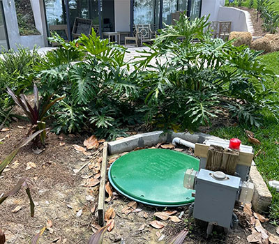 brenlin seal-r septic cover in a homeowner backyard